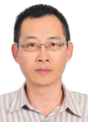 Director Wu Yongchen's portrait photo